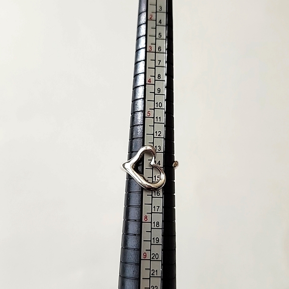 Tiffany & Co. Elsa Peretti Open Heart Ring - Picture 10 of 10